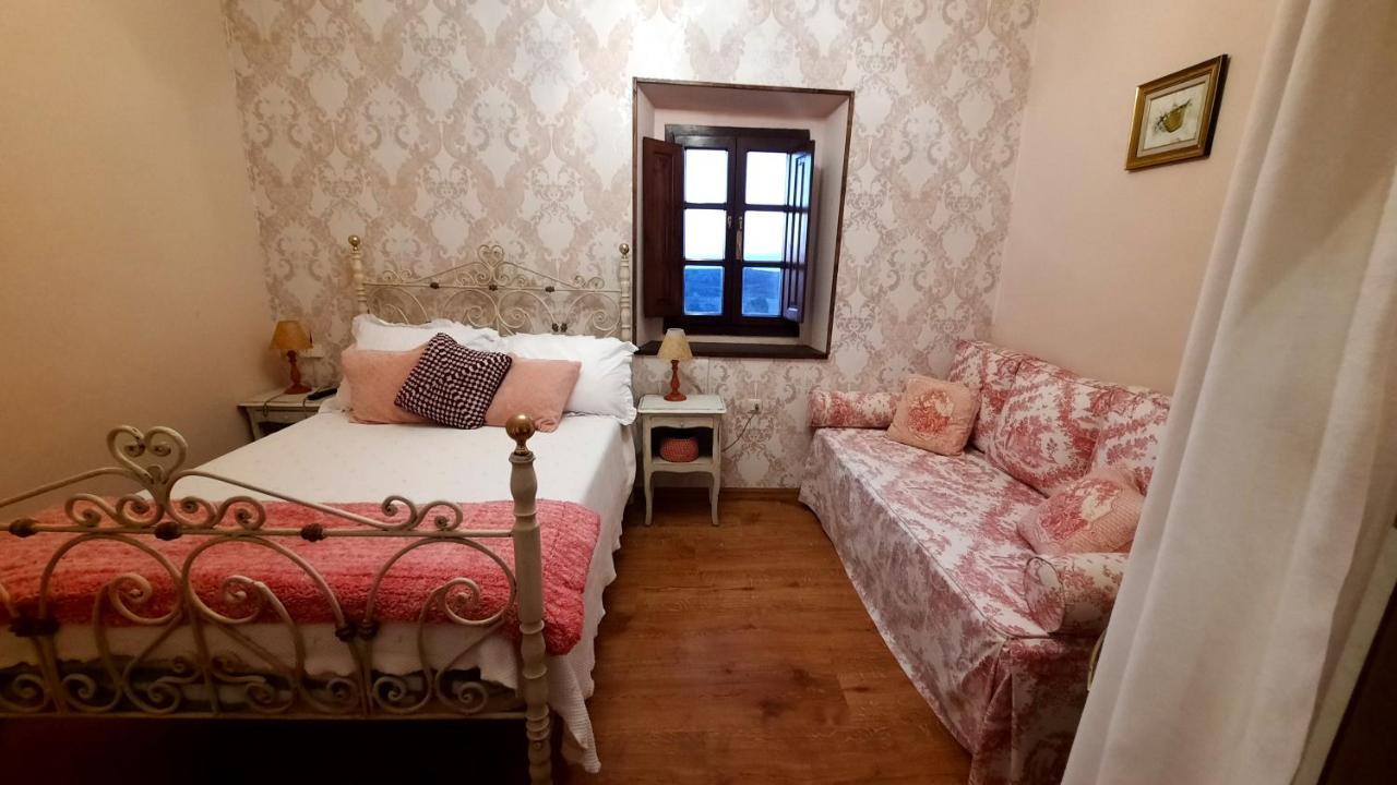 La Casona De Villanueva De Pria ภายนอก รูปภาพ